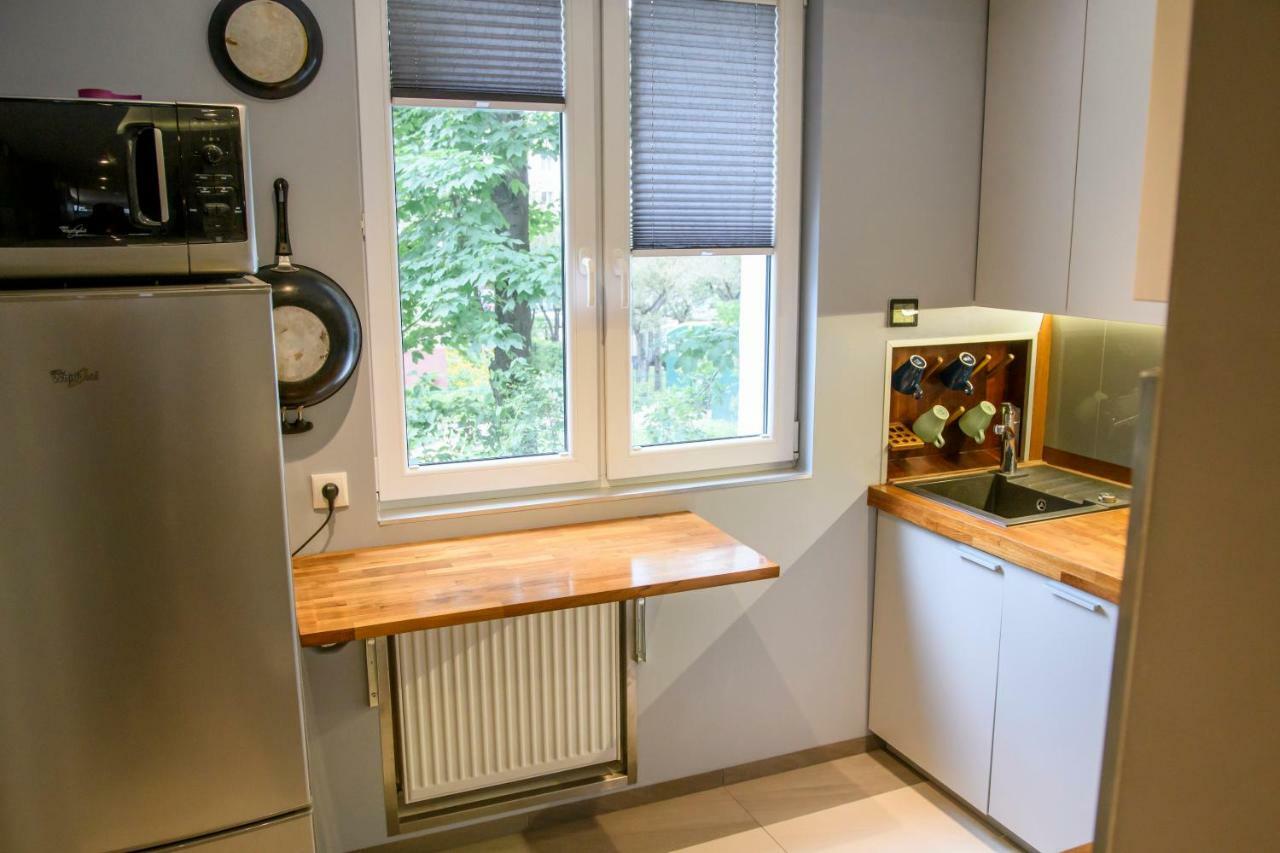 Chmielna Wood Lux Apartment Varşovia Exterior foto
