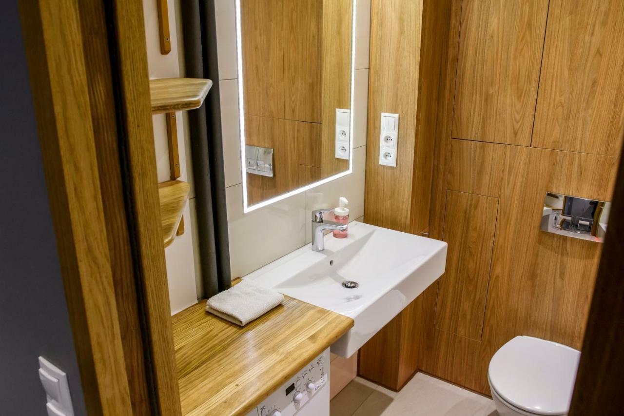Chmielna Wood Lux Apartment Varşovia Exterior foto