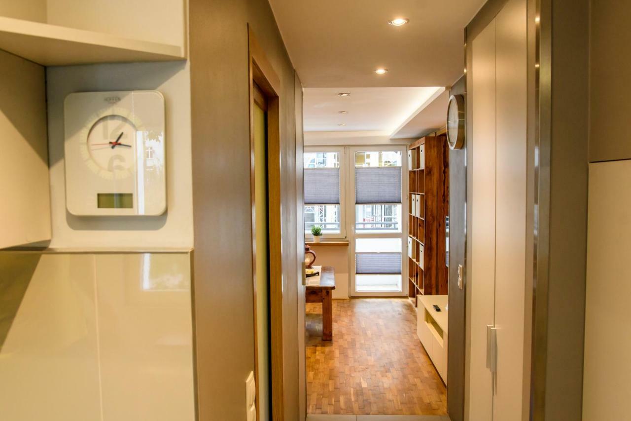Chmielna Wood Lux Apartment Varşovia Exterior foto